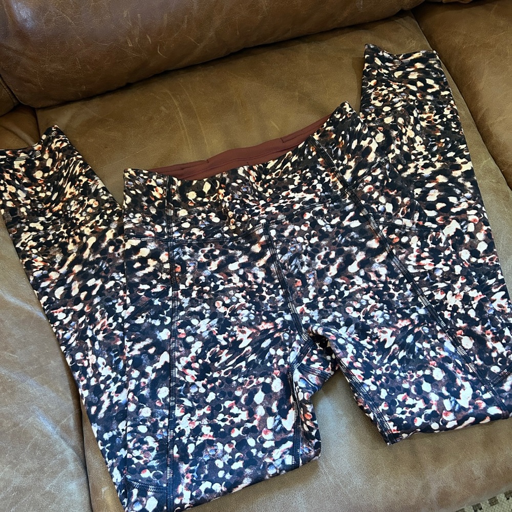Worn once!  Lululemon Invigorate High Rise 25”
